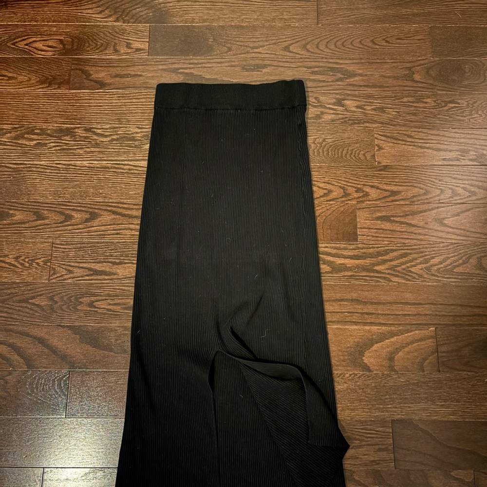 Lulu's Black Ribbed Knit Midi Sweater Skirt